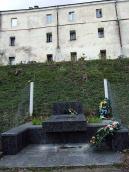 Пам’ятний знак розстріляним