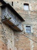 Дерев’яна спроуда на мурі