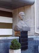 2012 р. Бюст Лесі Українки. Вигляд з…