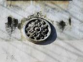 2013 р. Рельґфна розетка