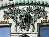 Сецесійний металевий маскарон