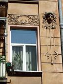 2013 р. Сецесійне вікно 2-го поверху…