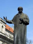 Півпостать Тараса Шевченка анфас