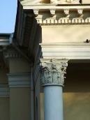 Антаблемент і капітель колони