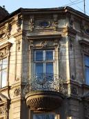 Наріжний балкон 3-го поверху