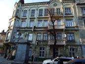 2013 р. Фасад по вул. К. Левицького