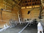 2013 р. Інтер’єр возовні