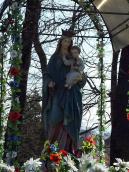 Скульптура Богородиці Провідниці