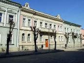 Будинки № 18а, 18