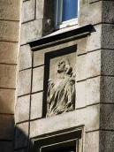 2013 р. Сецесійний рельєф на еркері