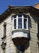 2013 р. Наріжний балкон 3-го поверху
