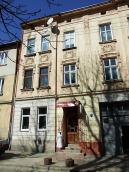 2013 р. Ліва частина головного фасаду