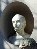 Бюст К. Шайнохи