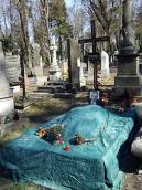 2013 р. Тимчасовий хрест на могилі