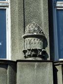 Сецесійна база пілястри