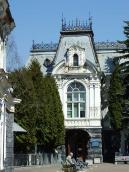 2013 р. Лівий ризаліт