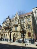 2013 р. Будинки № 22 (ліворуч) та 20…