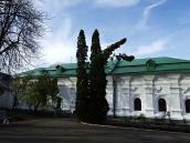 Ліва частина (трапезний зал)