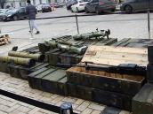 Ліворуч – «Джмелі», праворуч – кулемет