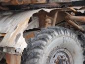 І від крила над колесом тільки кусочок…