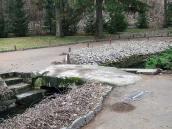 Місток проти статуї Аполона