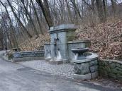 Фонтан «Срібні струмки»