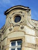 Сецесйний фронтон