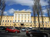 Центральна частина головного фасаду