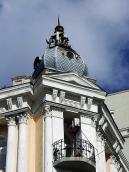 Наріжний еркер і купол