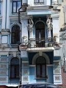 Вікна і балкон 1-2-го поверхів