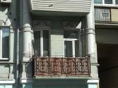 Балкон 2-го поверху