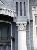 Капітель колони