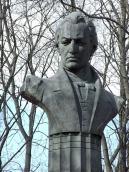 Бюст І. П. Котляревського