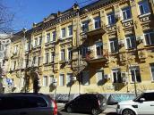 2020 р. Ліва частина головного фасаду