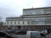 Ліва частина головного фасаду