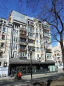 2021 р. Наріжна частина фасаду по вул.…