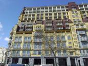 2021 р. Ліва частина фасаду по вул.…