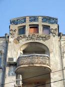 Сецесійний балкон 6-го поверху та…