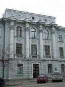 Центральна частина головного фасаду (2)