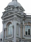 Наріжний еркер, 4-й поверх