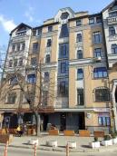 2021 р. Ліва частина головного фасаду…