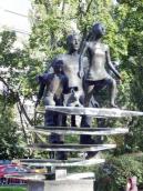 Скульптурна група. Вигляд з позиції А4